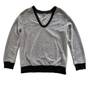 Three Dots Long Sleeve boucle Sweatshirt V-Neck Black M NWT